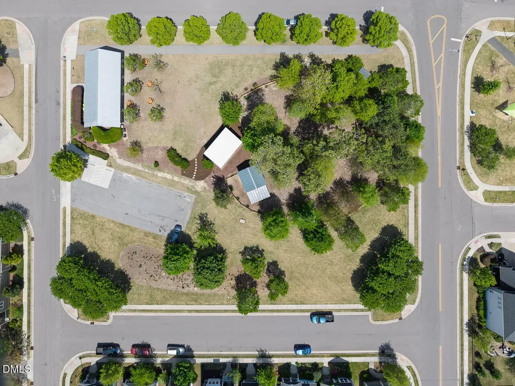 96 Woodland Grove Lane Chapel Hill NC 27516