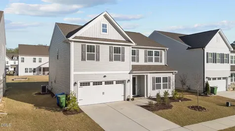 1333 Amos Park Street Fuquay Varina NC 27526