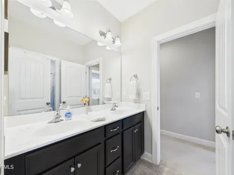 524 Rowanwood Way Apex NC 27523