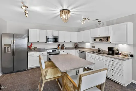 105 Walter Hagen Drive Mebane NC 27302