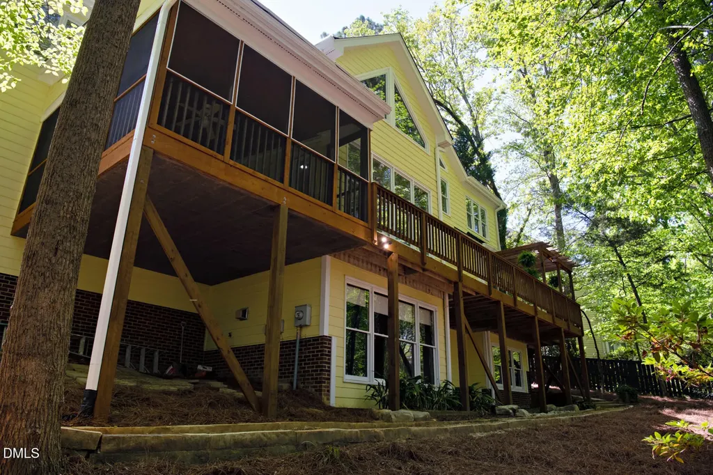 207 Oak Park Drive Chapel Hill NC 27517