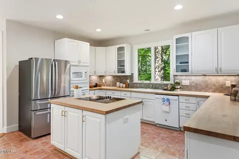 207 Oak Park Drive Chapel Hill NC 27517