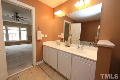 507 Bartlett Circle Hillsborough NC 27278