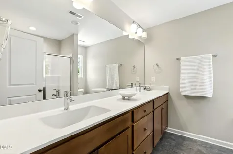 372 Nickleby Way Wendell NC 27591