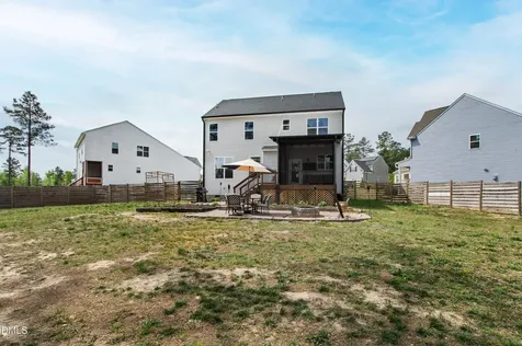 372 Nickleby Way Wendell NC 27591