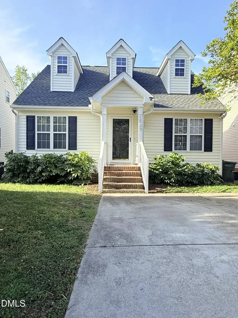 1529 Crag Burn Lane Raleigh NC 27604