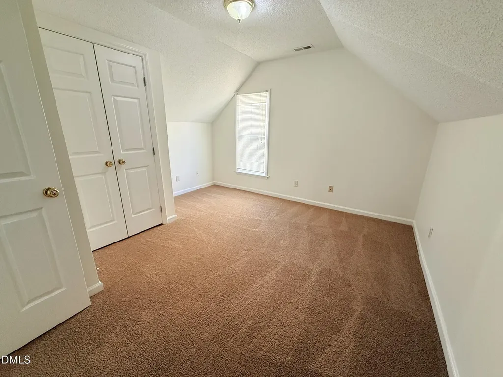 1529 Crag Burn Lane Raleigh NC 27604