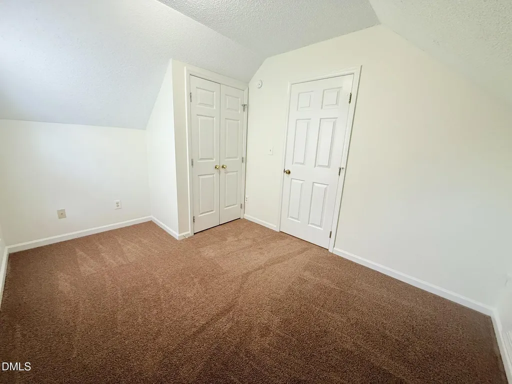 1529 Crag Burn Lane Raleigh NC 27604