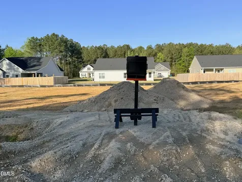 48 Loganberry Avenue Bunnlevel NC 28323