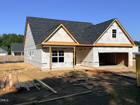 30 Loganberry Avenue Bunnlevel NC 28323