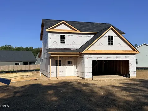 16 Loganberry Avenue Bunnlevel NC 28323