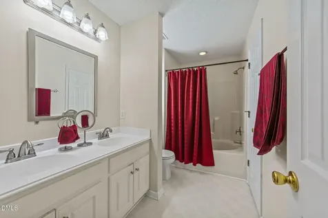 709 Slippery Bank Court Benson NC 27504