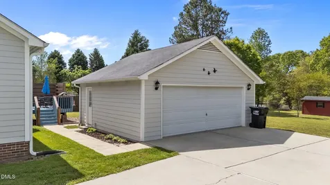 709 Slippery Bank Court Benson NC 27504