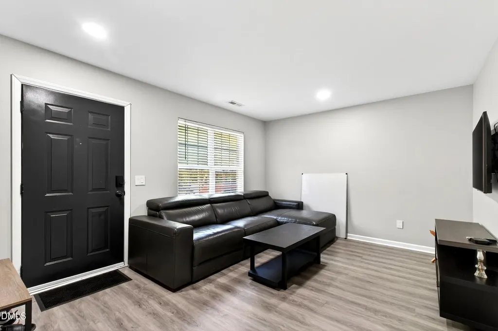 37 Red Lane Raleigh NC 27606