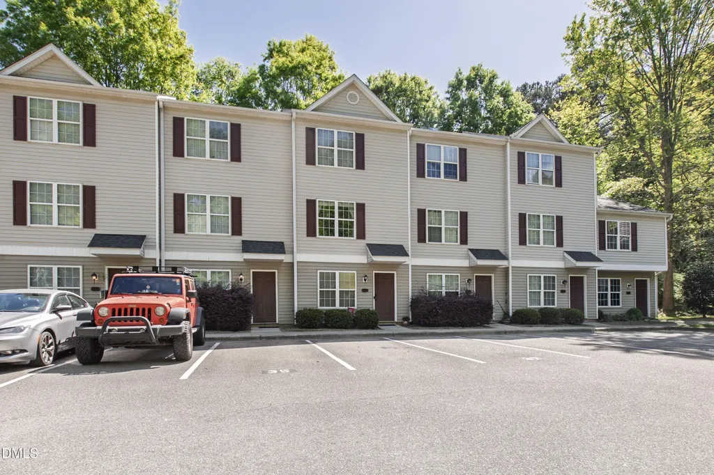 37 Red Lane Raleigh NC 27606