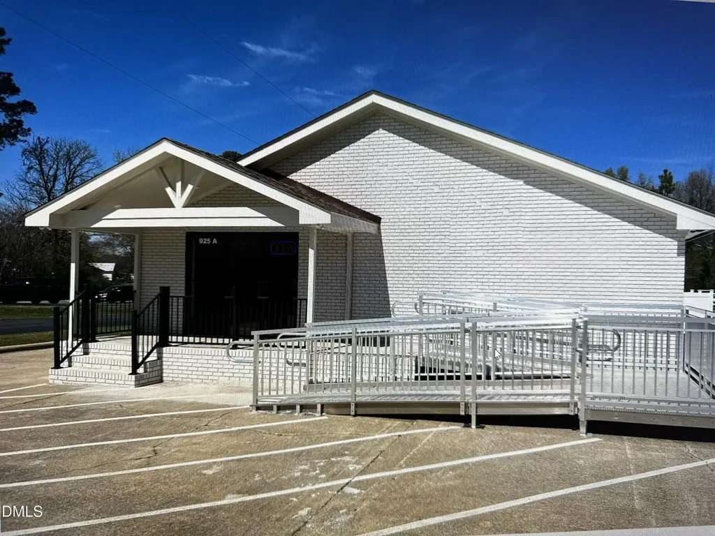 925 N Brightleaf Boulevard Smithfield NC 27577