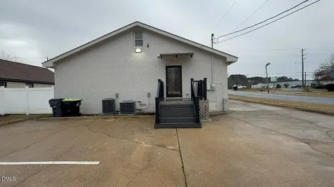 925 N Brightleaf Boulevard Smithfield NC 27577