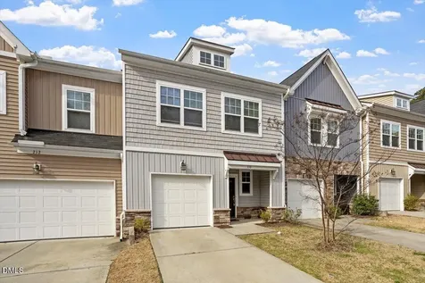210 Vista Creek Place Cary NC 27511