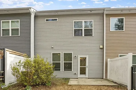 210 Vista Creek Place Cary NC 27511