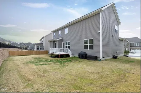 613 White Oak Pond Road Apex NC 27523