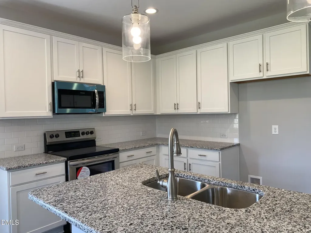 176 Hanover Court Clayton NC 27527