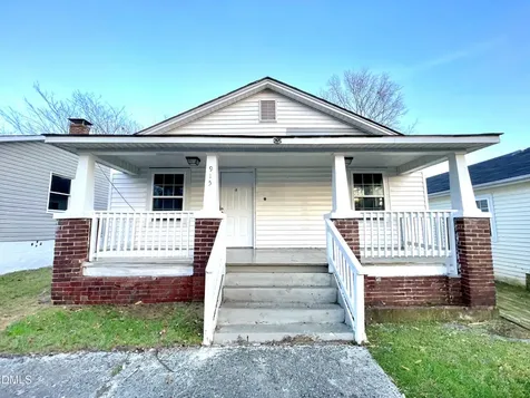 915 Reid Street Greensboro NC 27406