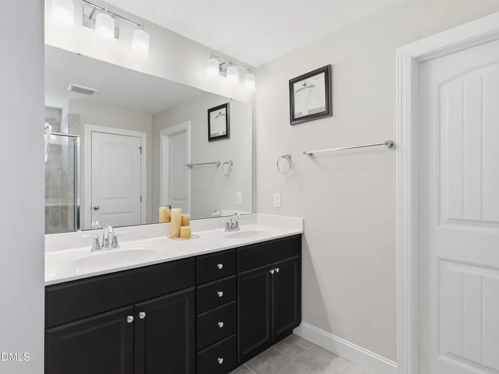 1127 Clearwood Lane Fuquay Varina NC 27526