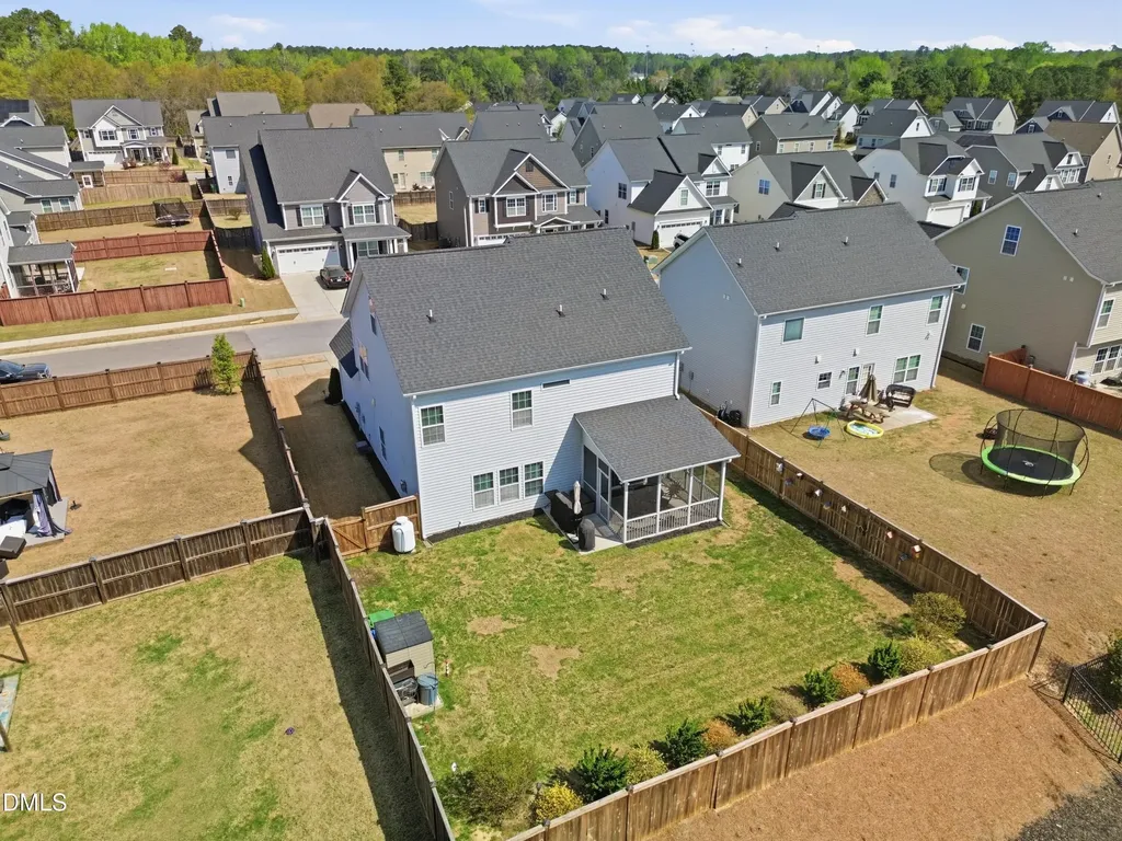 1127 Clearwood Lane Fuquay Varina NC 27526