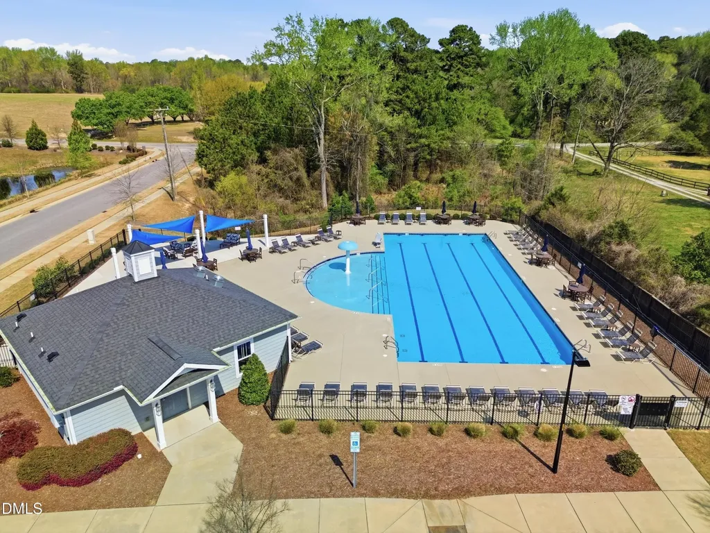 1127 Clearwood Lane Fuquay Varina NC 27526
