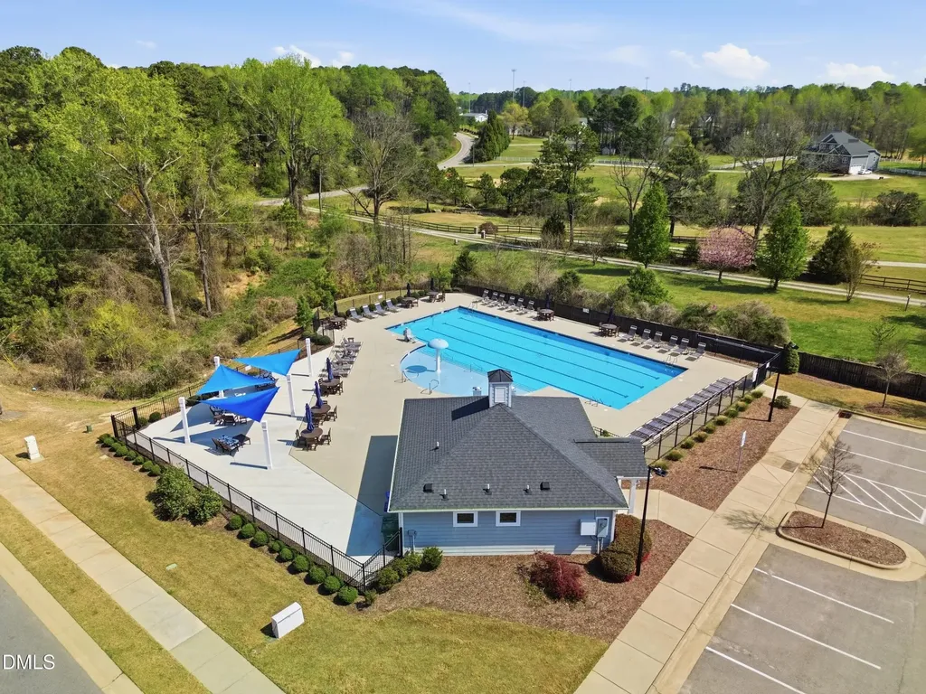 1127 Clearwood Lane Fuquay Varina NC 27526