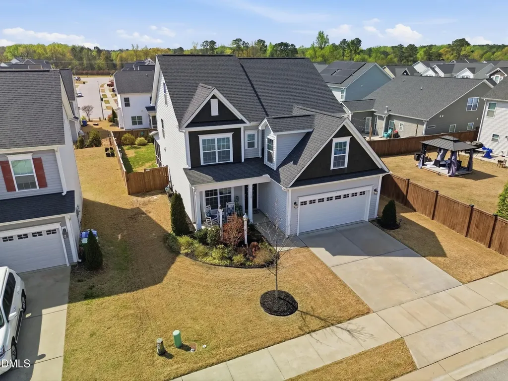 1127 Clearwood Lane Fuquay Varina NC 27526