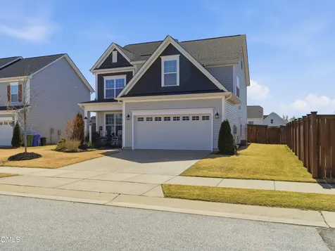 1127 Clearwood Lane Fuquay Varina NC 27526
