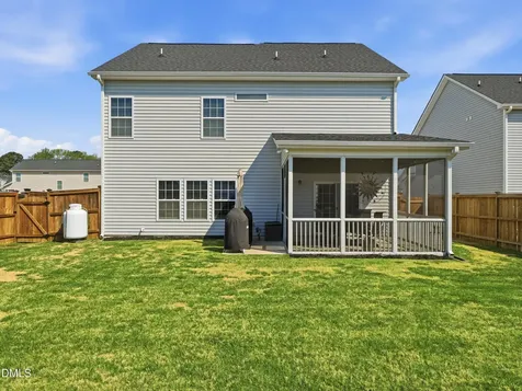 1127 Clearwood Lane Fuquay Varina NC 27526