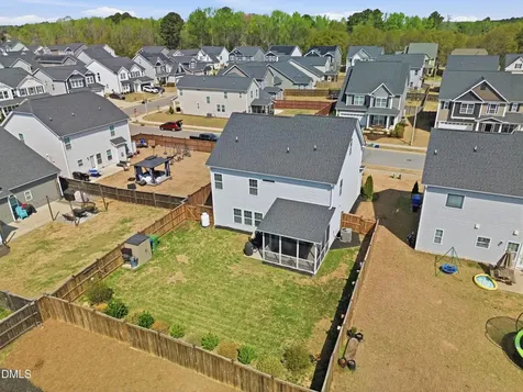 1127 Clearwood Lane Fuquay Varina NC 27526