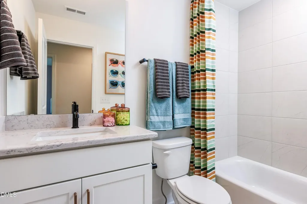 82 Rainbrook Cove Fuquay Varina NC 27526