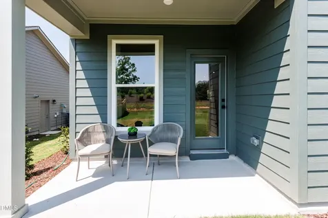 82 Rainbrook Cove Fuquay Varina NC 27526