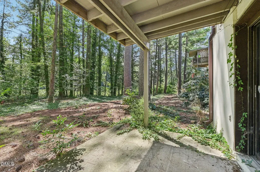642 Pine Ridge Place Raleigh NC 27609