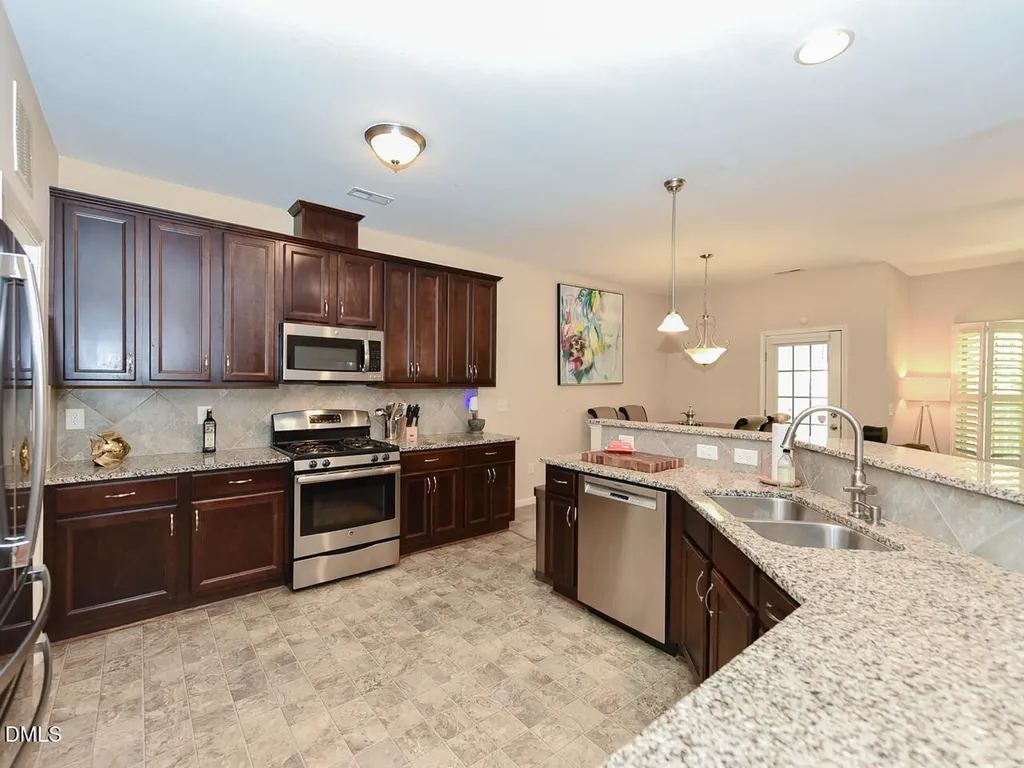 155 Cypress Hill Lane Holly Springs NC 27540