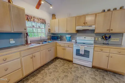 85 Forest Shore Drive Semora NC 27343