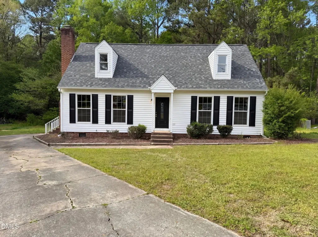 637 Yates Place Zebulon NC 27597