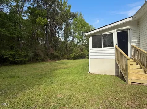 637 Yates Place Zebulon NC 27597