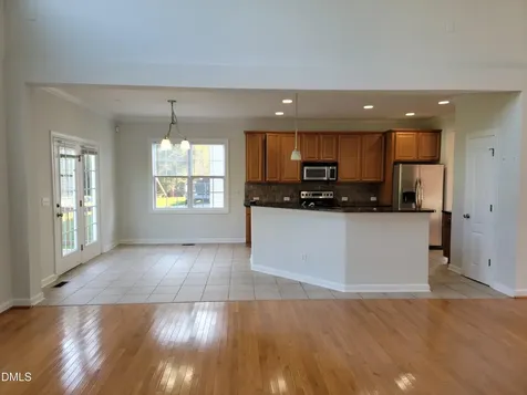 1841 Dunbar Place Burlington NC 27215