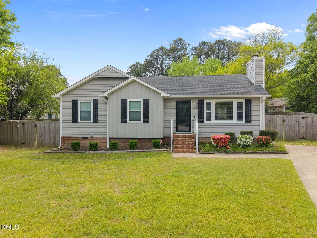 718 E Azalea Court Fuquay Varina NC 27526