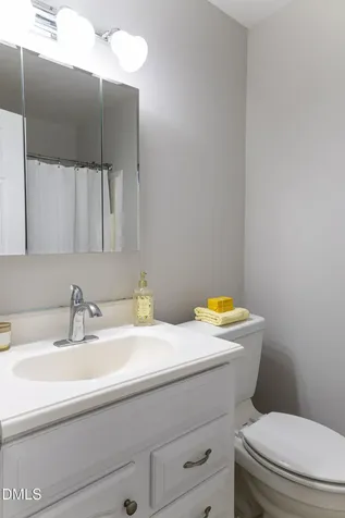 4013 Saint Edmunds Lane Apex NC 27539
