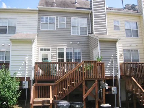 603 Knightsborough Way Apex NC 27502
