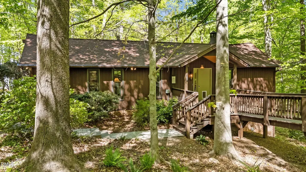 105 Barcliff Terrace Cary NC 27518