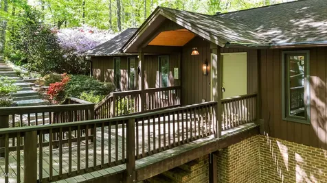 105 Barcliff Terrace Cary NC 27518