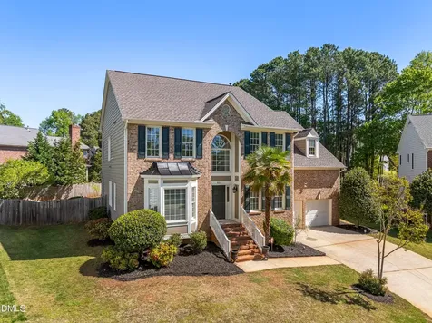 805 Cricketfield Lane Cary NC 27518