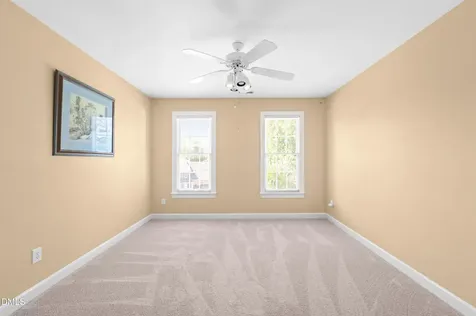 805 Cricketfield Lane Cary NC 27518