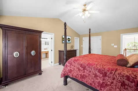 805 Cricketfield Lane Cary NC 27518
